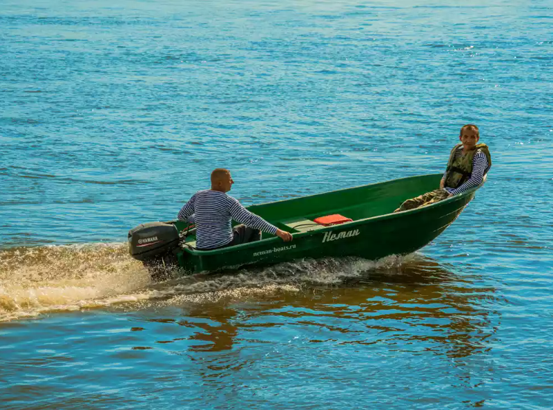 Стеклопластиковая лодка Neman-340 (тримаран) в Тамбове