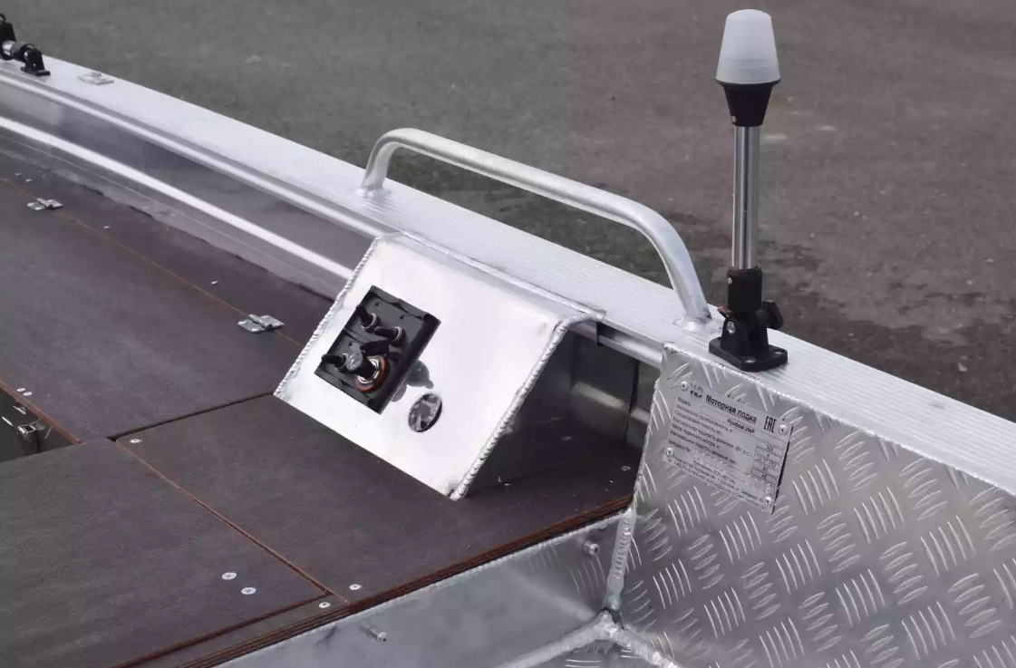 Алюминиевая лодка Wyatboat-390РМ в Тамбове