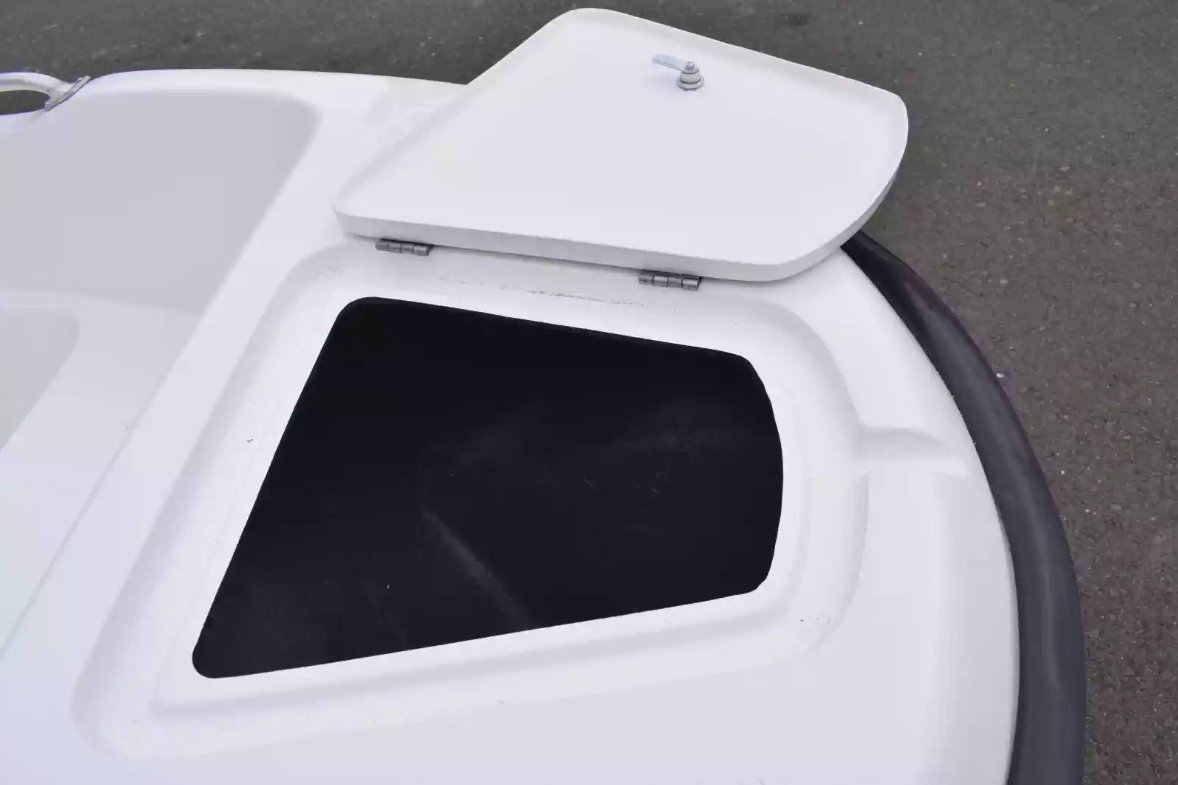 Стеклопластиковая лодка Пингвин New (тримаран) в Тамбове