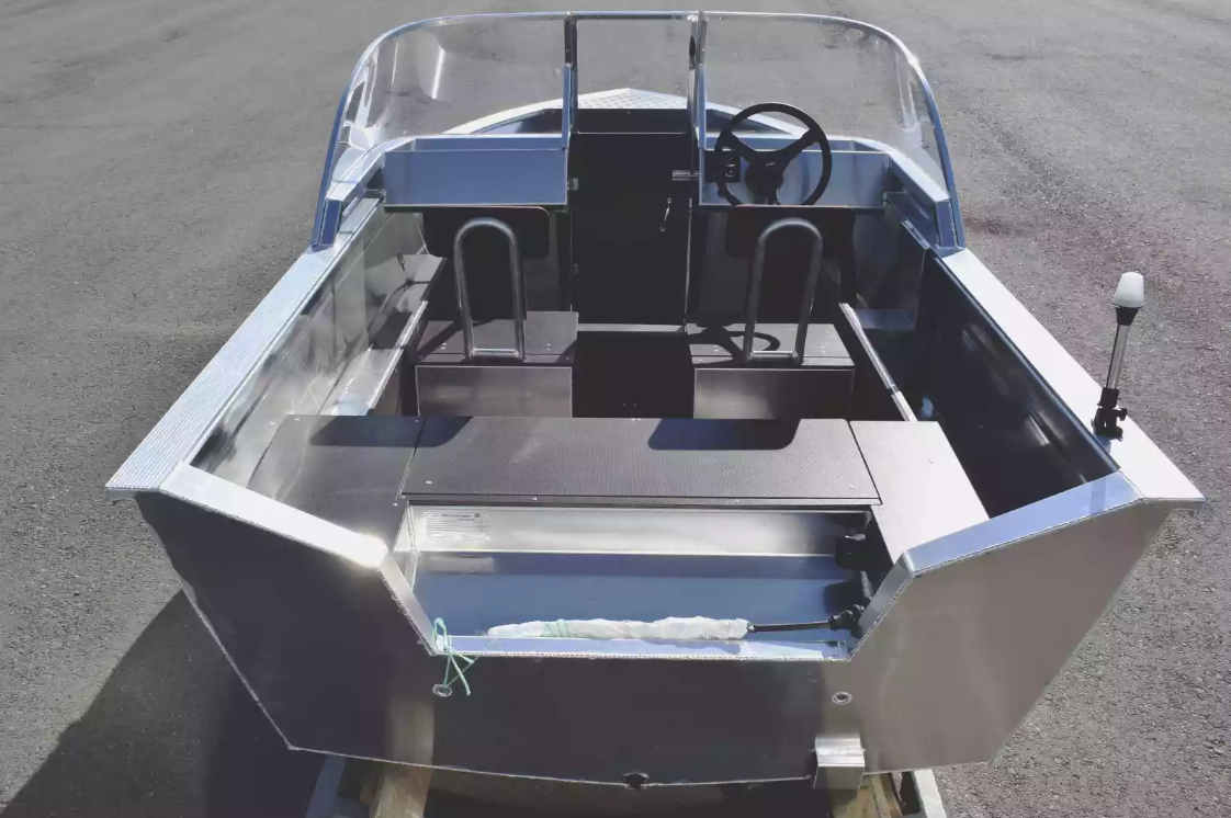 Алюминиевая лодка  Неман-400 DCM в Тамбове