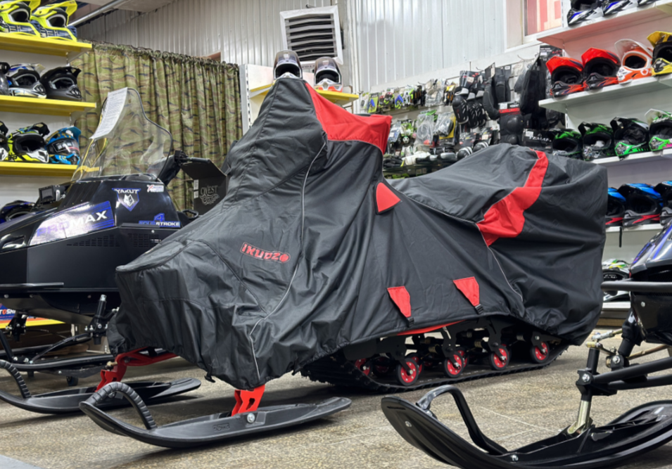 Чехол транспорт. снегохода IKUDZO HUNTER черно-красный Оксфорд ПРЕМИУМ качества с лого IKUDZO в Тамбове