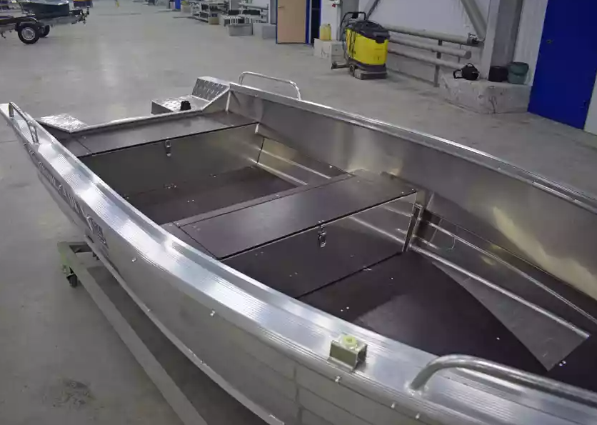 Алюминиевая лодка  Wyatboat-430 Р в Тамбове