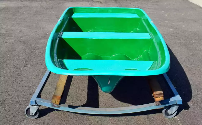 Стеклопластиковая лодка Старт (тримаран) в Тамбове