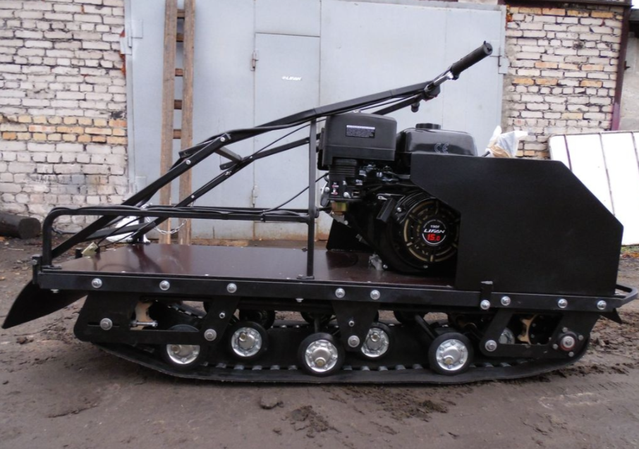 Мотобуксировщик AhtaR Зима 9 л/с с вариатором в Тамбове