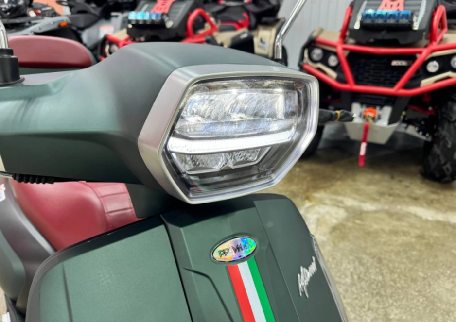 Скутер PROMAX Miami 240 (49) в Тамбове