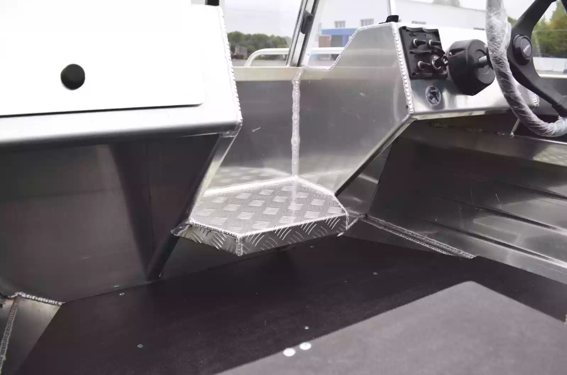 Алюминиевая лодка  Neman-400 PRO в Тамбове