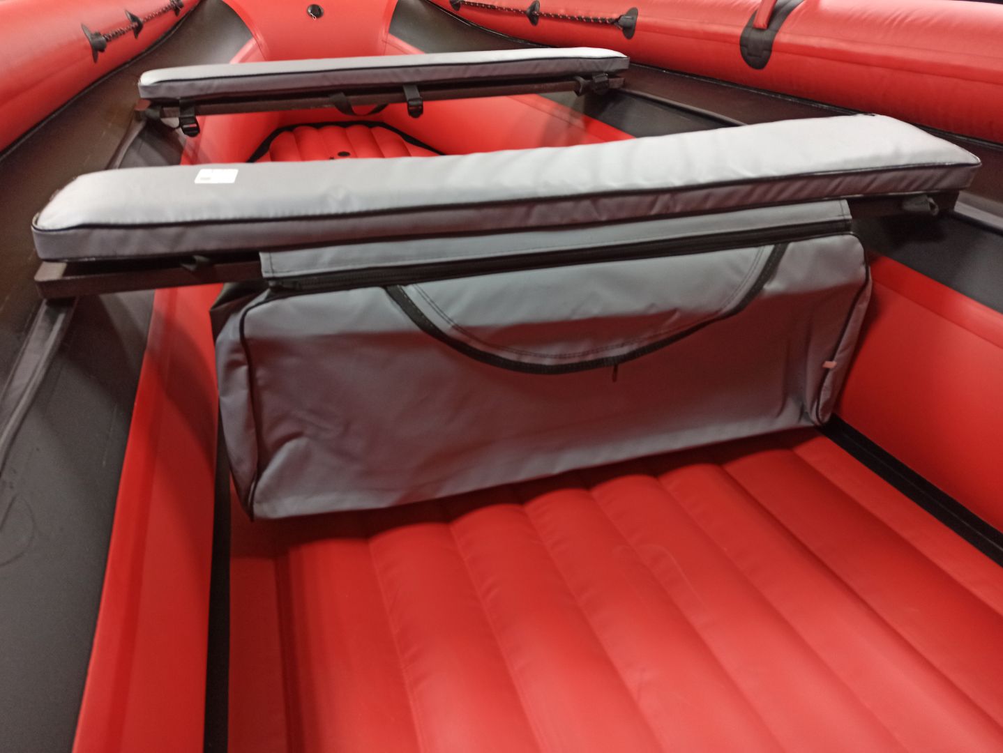 КОМПЛЕКТ МЯГКИХ НАКЛАДОК С СУМКОЙ ДЛЯ ЛОДОК 110Х20 СЕРЫЙ в Тамбове