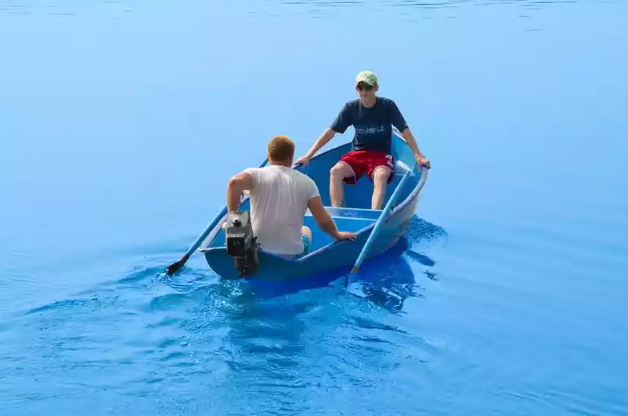 Стеклопластиковая лодка Омуль в Тамбове