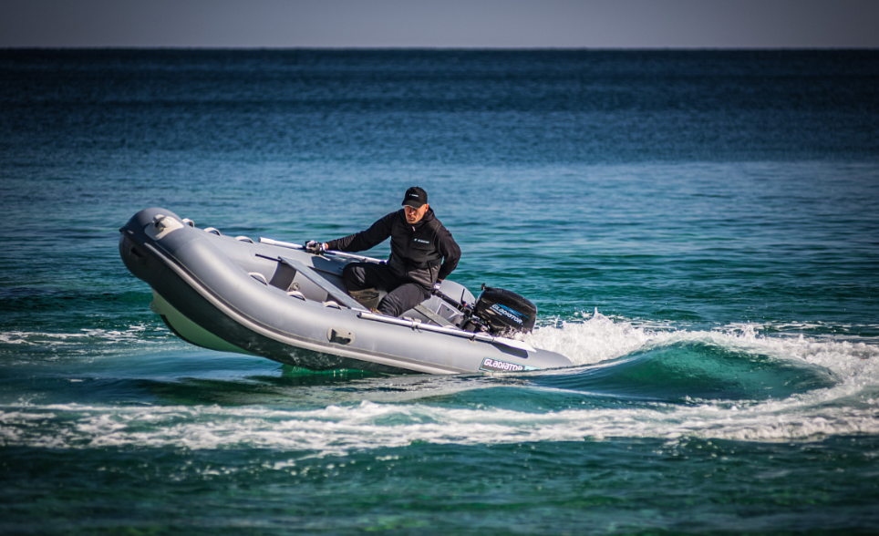 Лодка GLADIATOR RIB380AL в Тамбове