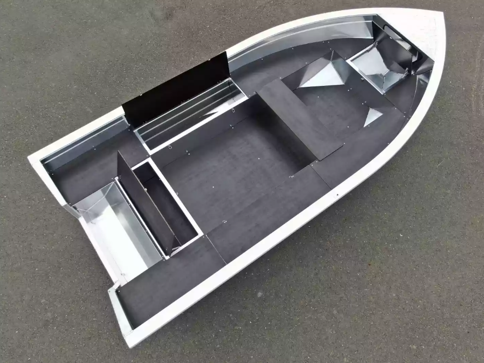 Алюминиевая лодка  Неман-420 в Тамбове