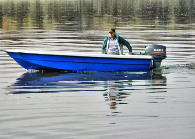 Стеклопластиковая лодка Wyatboat 430 тримаран в Тамбове