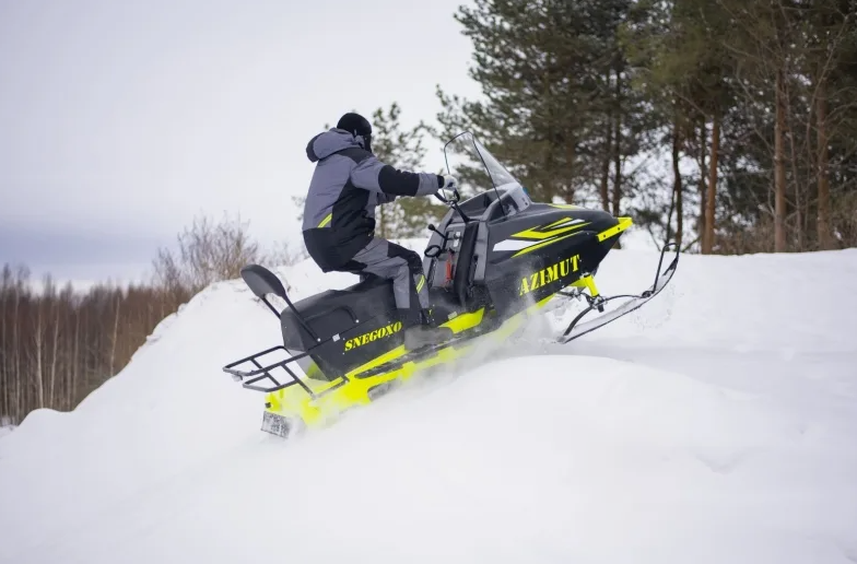 Миниснегоход Бурлак Азимут 20 л.с.  Б/У в Тамбове